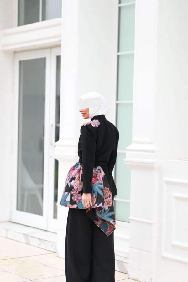 A - Black top with floral skirt - Image 3