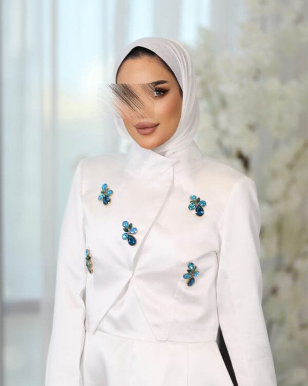 White dress with jacket - Image 3