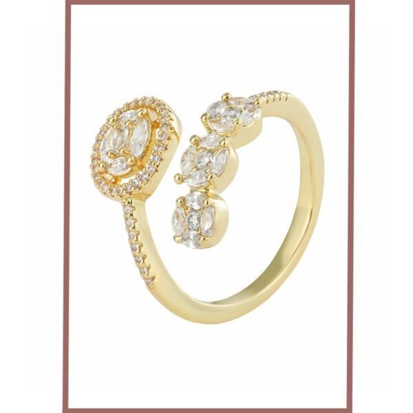 Golden Twist Sparkle Ring