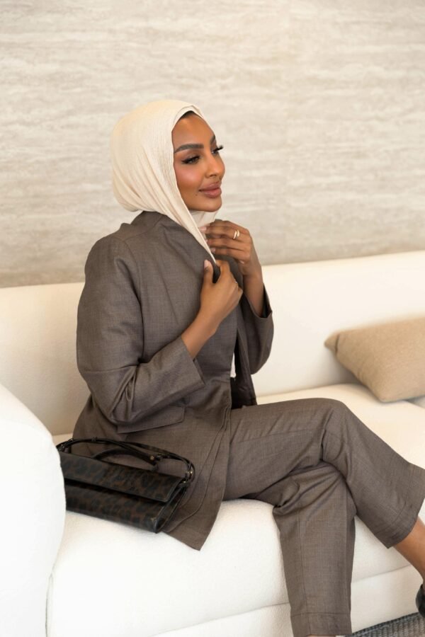 Serene Confidence Suit - Image 5