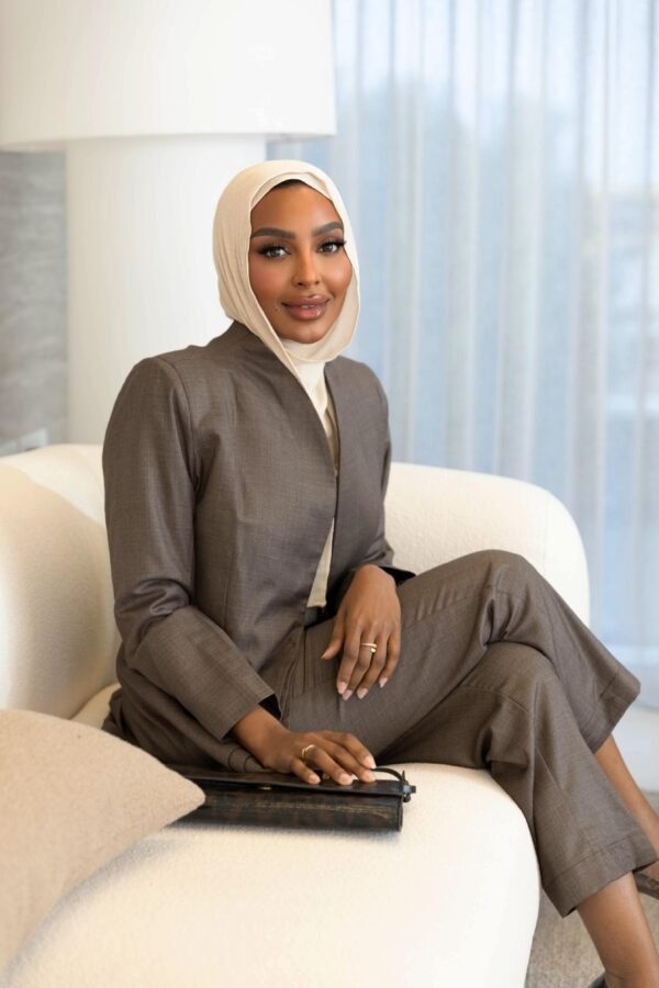 Serene Confidence Suit - Image 4
